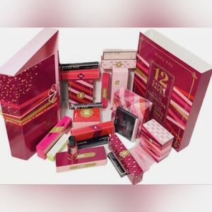 Skin Care + Beauty Gift Box (7 full size products + 5 fantastic samples!)